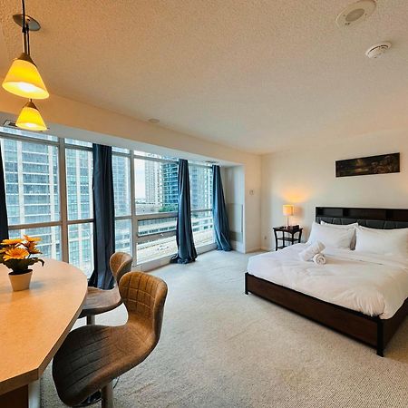 Rivetstays - The Yonge تورونتو المظهر الخارجي الصورة