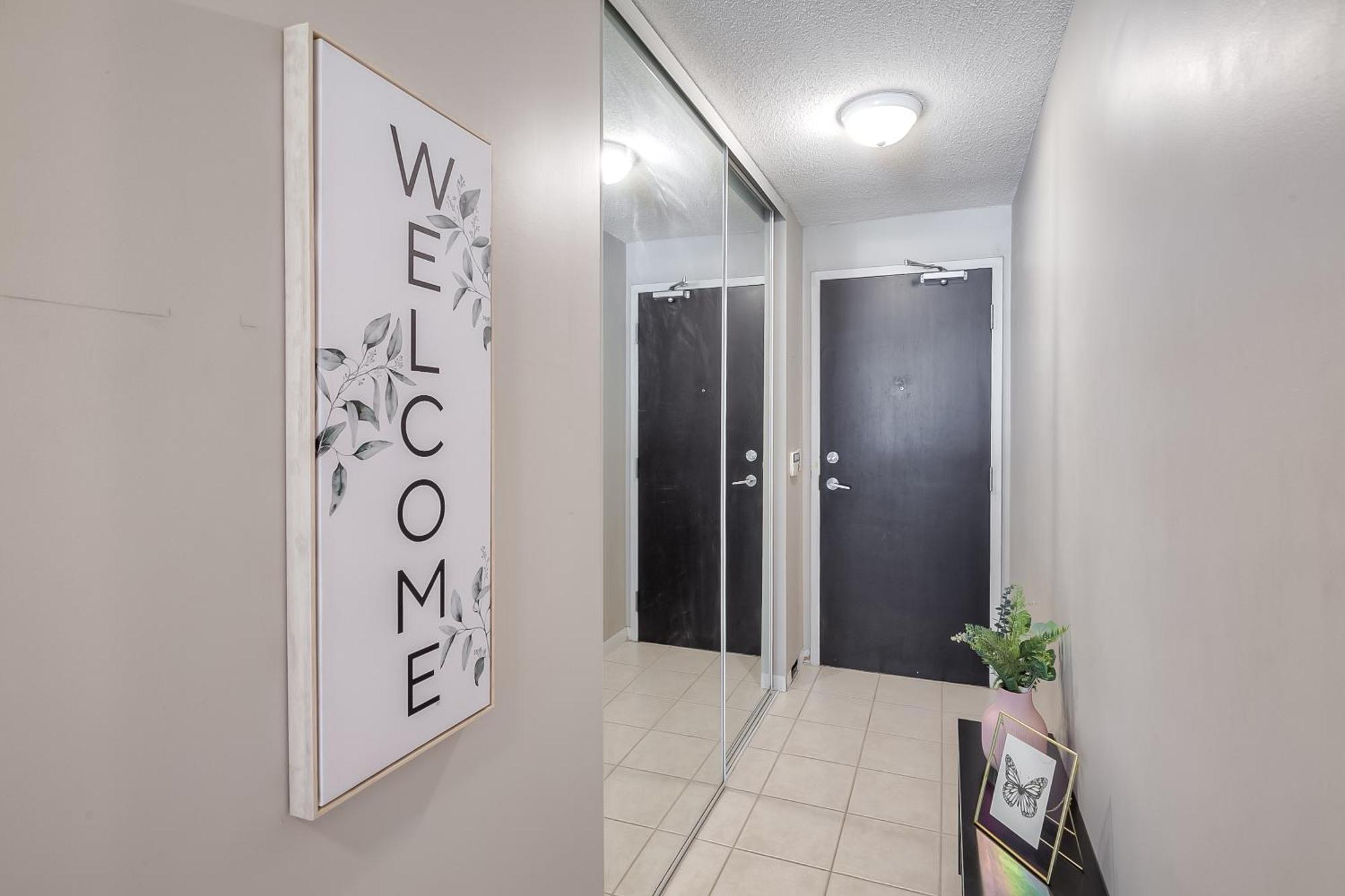 Rivetstays - The Yonge تورونتو المظهر الخارجي الصورة