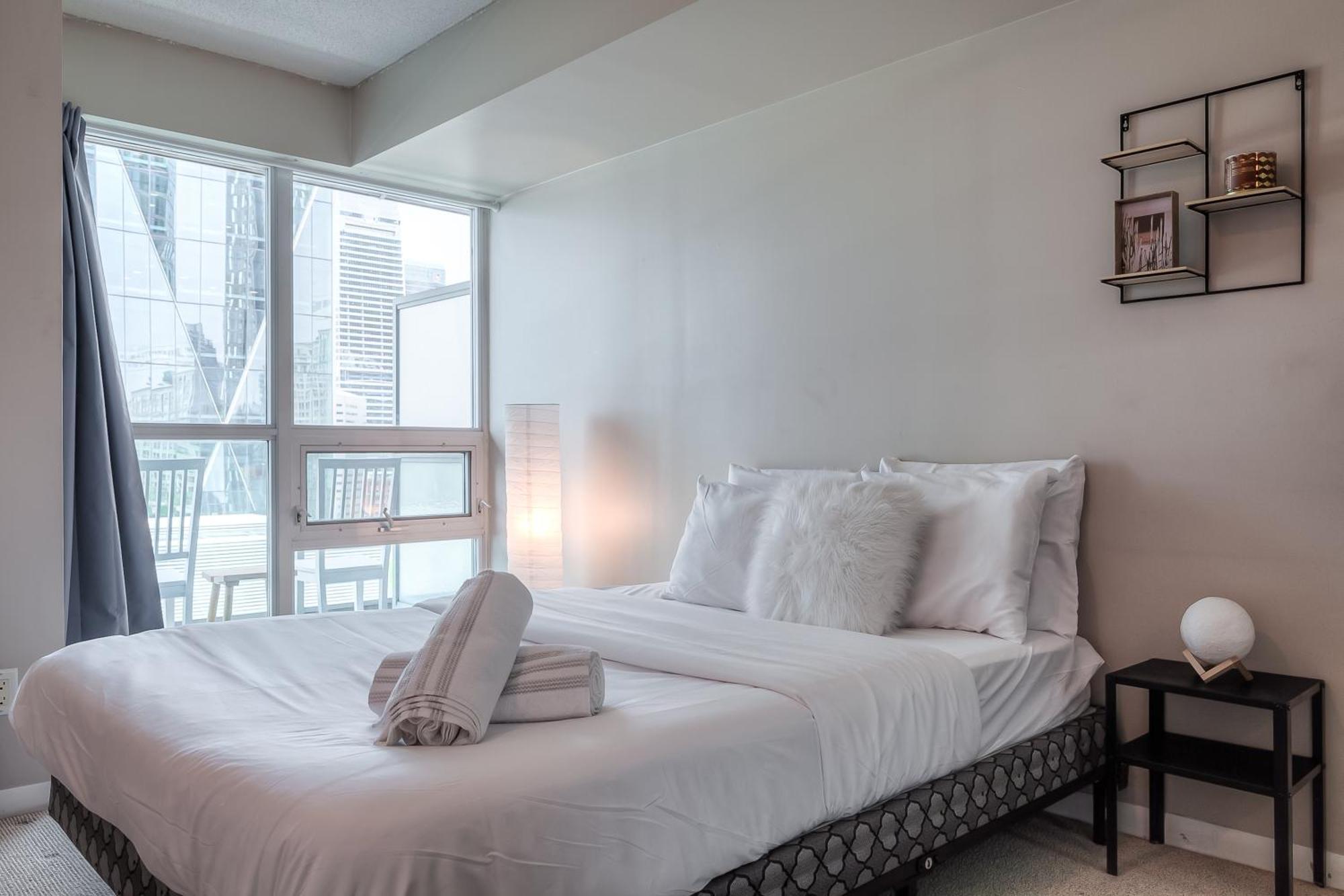Rivetstays - The Yonge تورونتو المظهر الخارجي الصورة