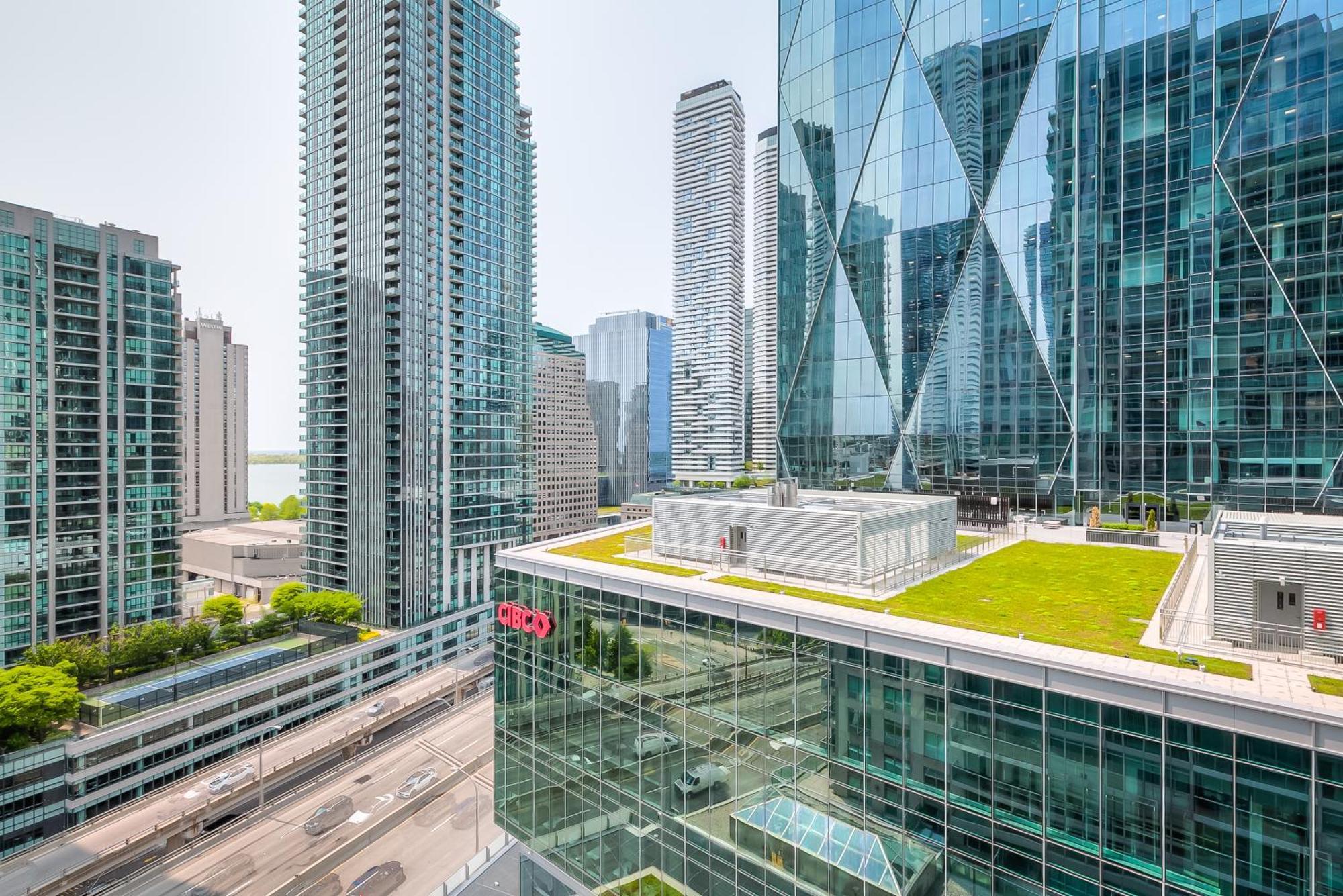Rivetstays - The Yonge تورونتو المظهر الخارجي الصورة